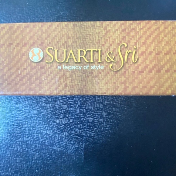 Suarte & Sri Sterling Silver Womens Beautiful Watch New, never worn. - Picture 7 of 7